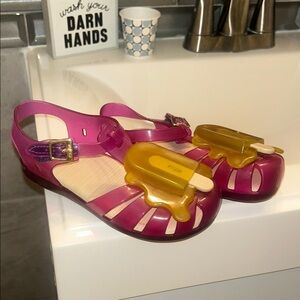 Mini Melissa Maryjanes with Yellow Popsicle Size 11 girls